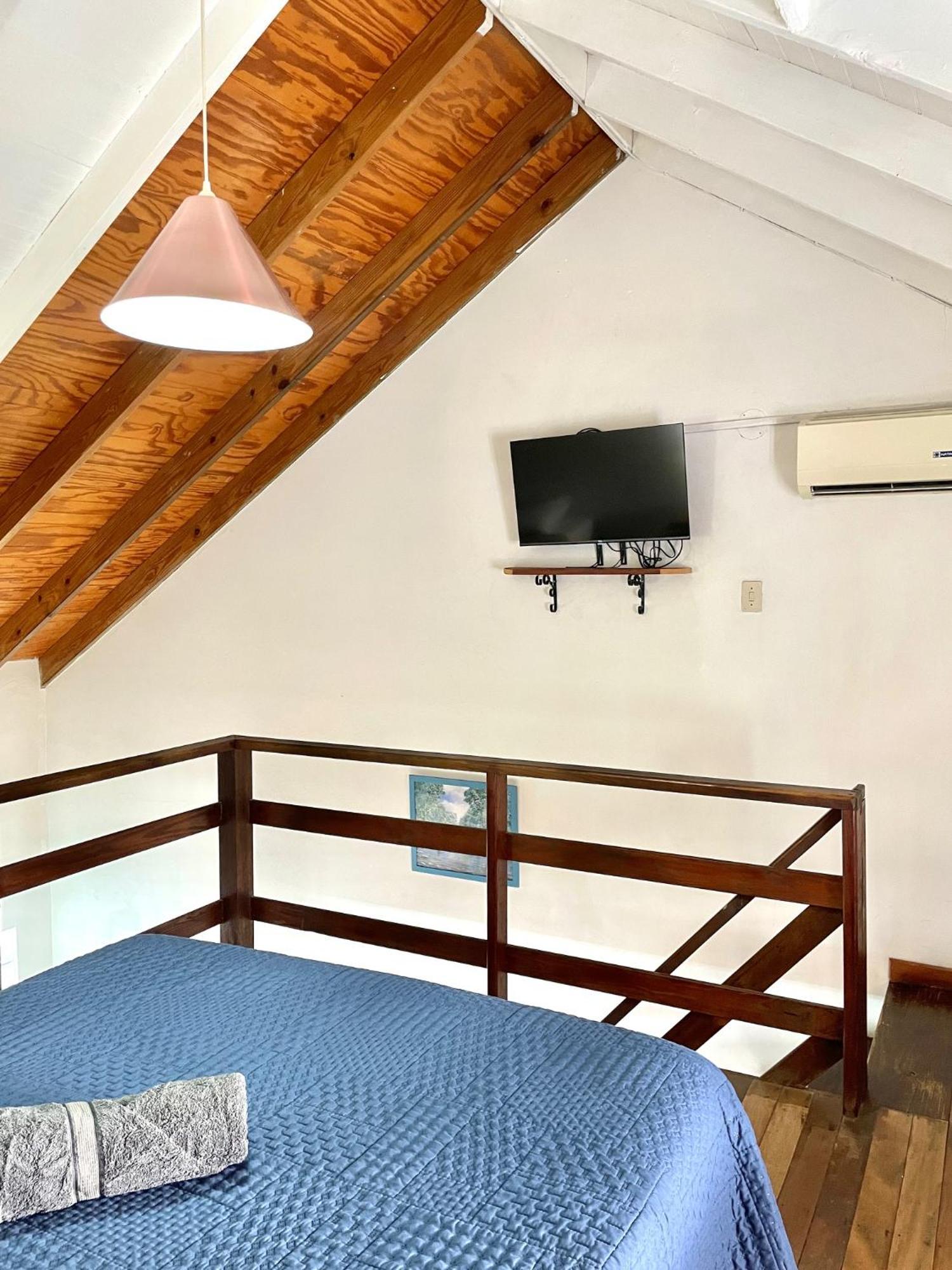 Bananaquit Tobago -Stay Near The Beach Crown Point Exterior foto
