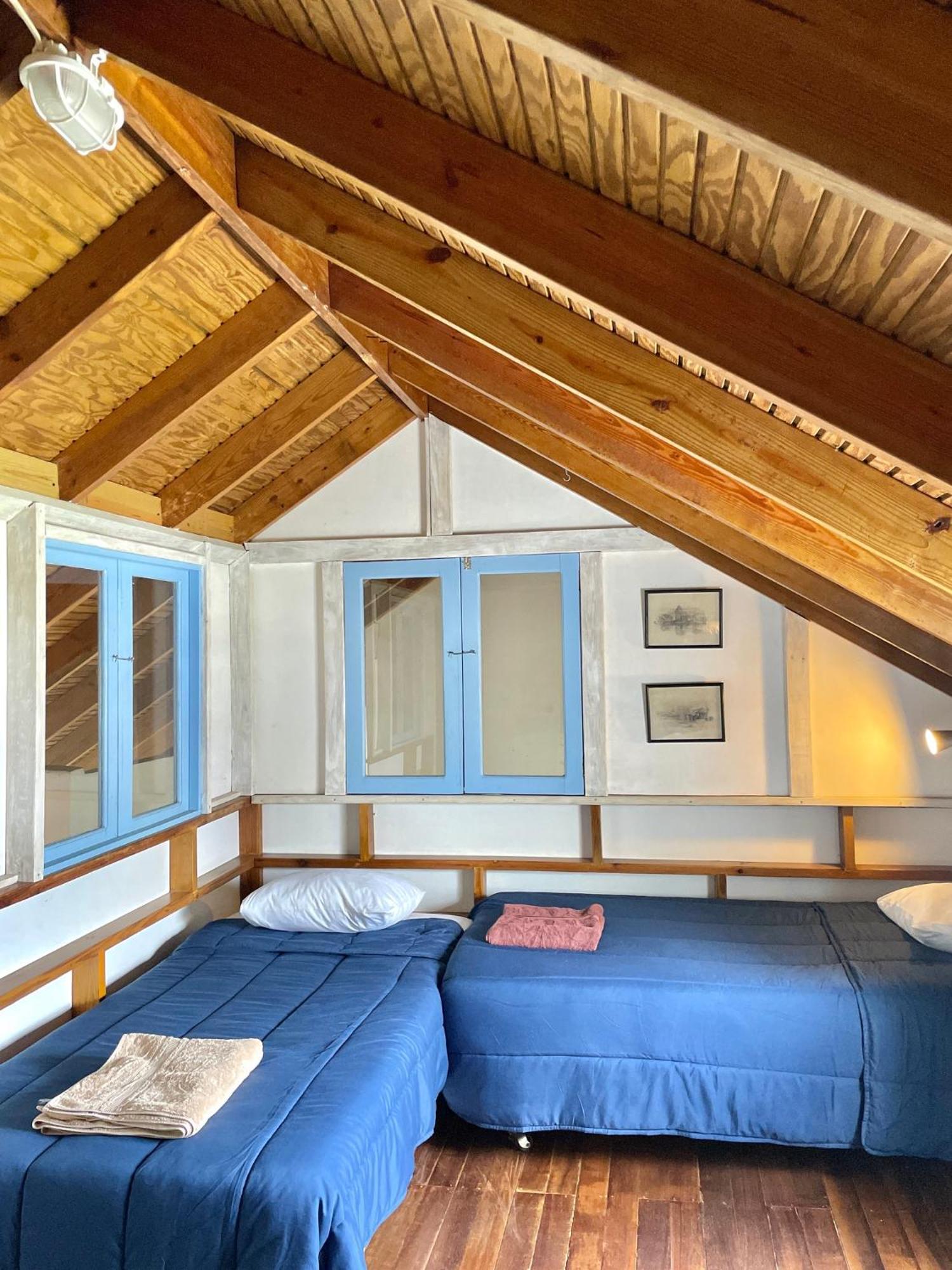 Bananaquit Tobago -Stay Near The Beach Crown Point Exterior foto